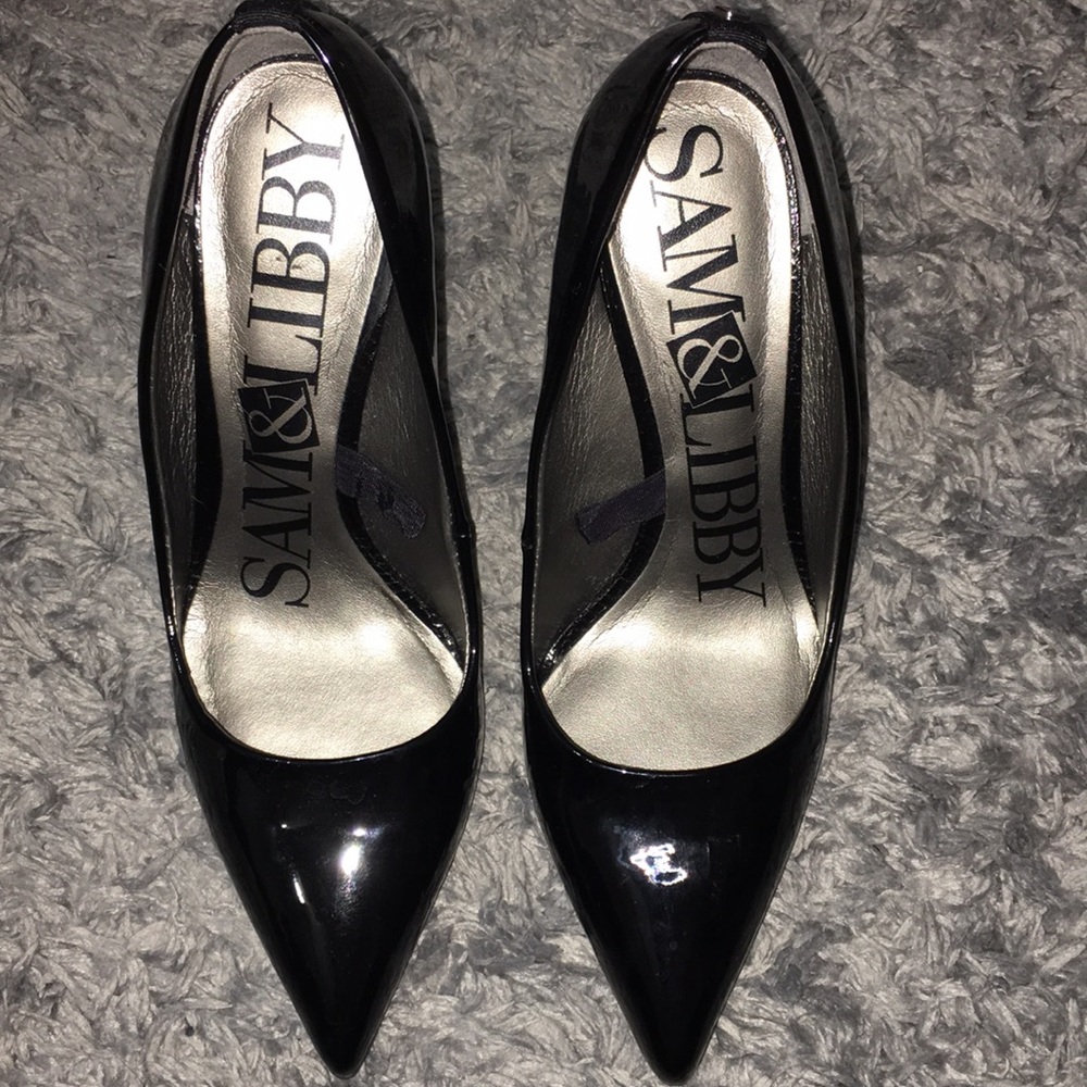 Sam & Libby black pumps